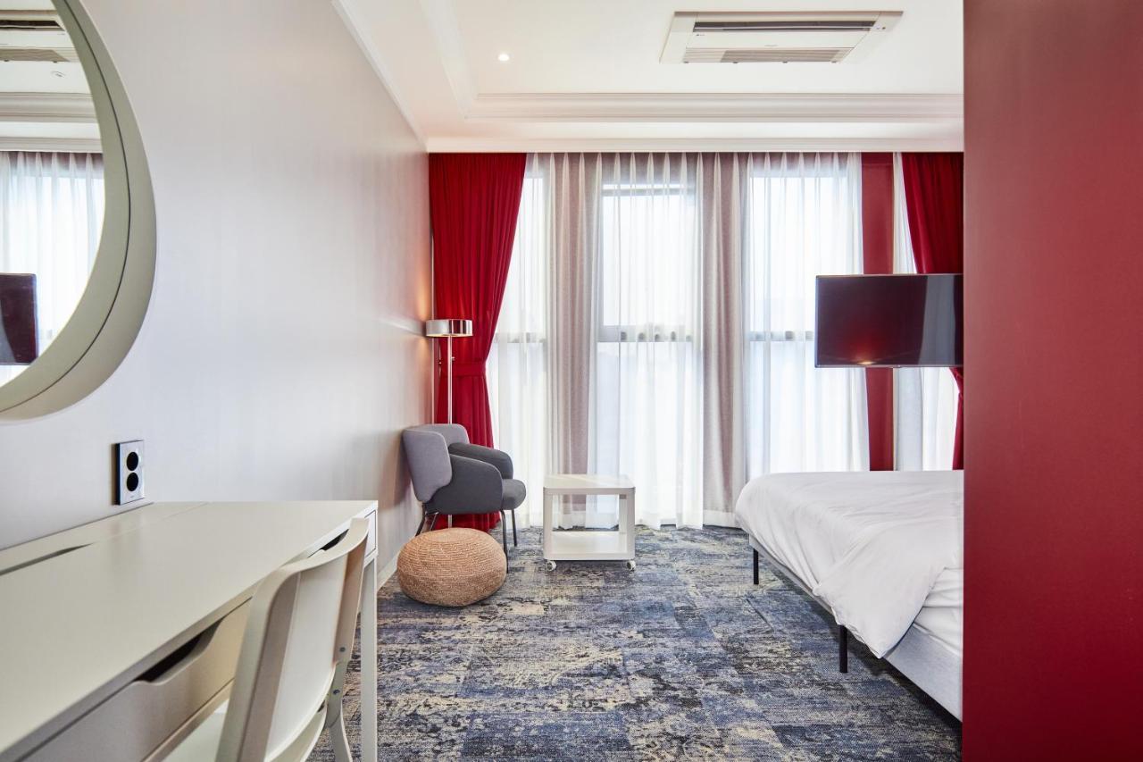Hotel Poco Seongsu Сеул Экстерьер фото
